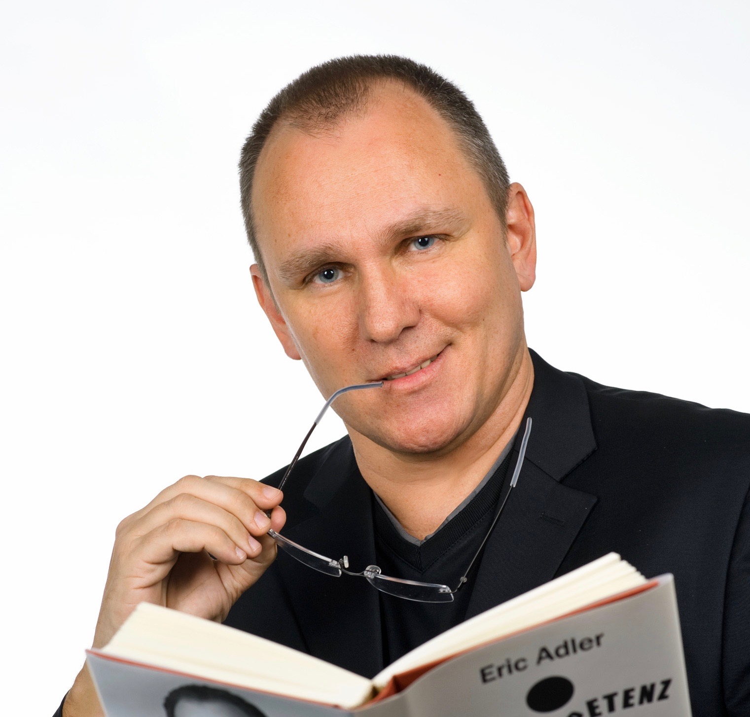 Kindern helfen und sich selbst etwas Gutes tun Diplomatic Council